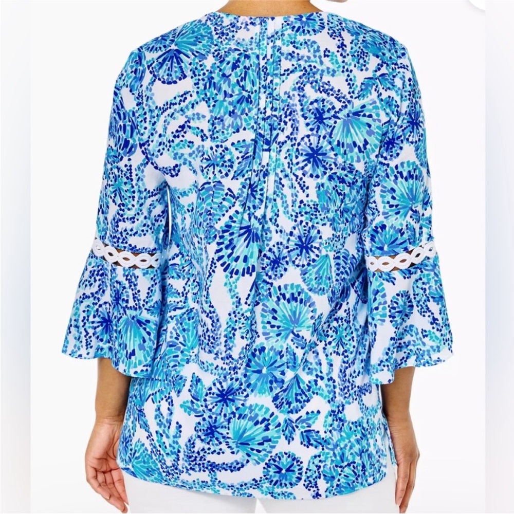 Lilly Pulitzer Hollie Tunic Turquoise Oasis Shell Me You Love Me Size Medium - Picture 2 of 16